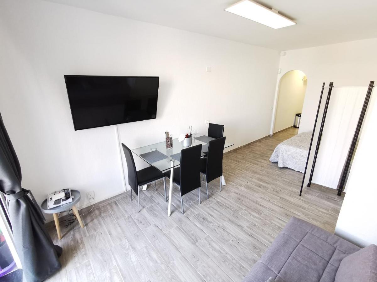 Sunny Apt With Terrace Coastal Area South Arona Arona  Εξωτερικό φωτογραφία