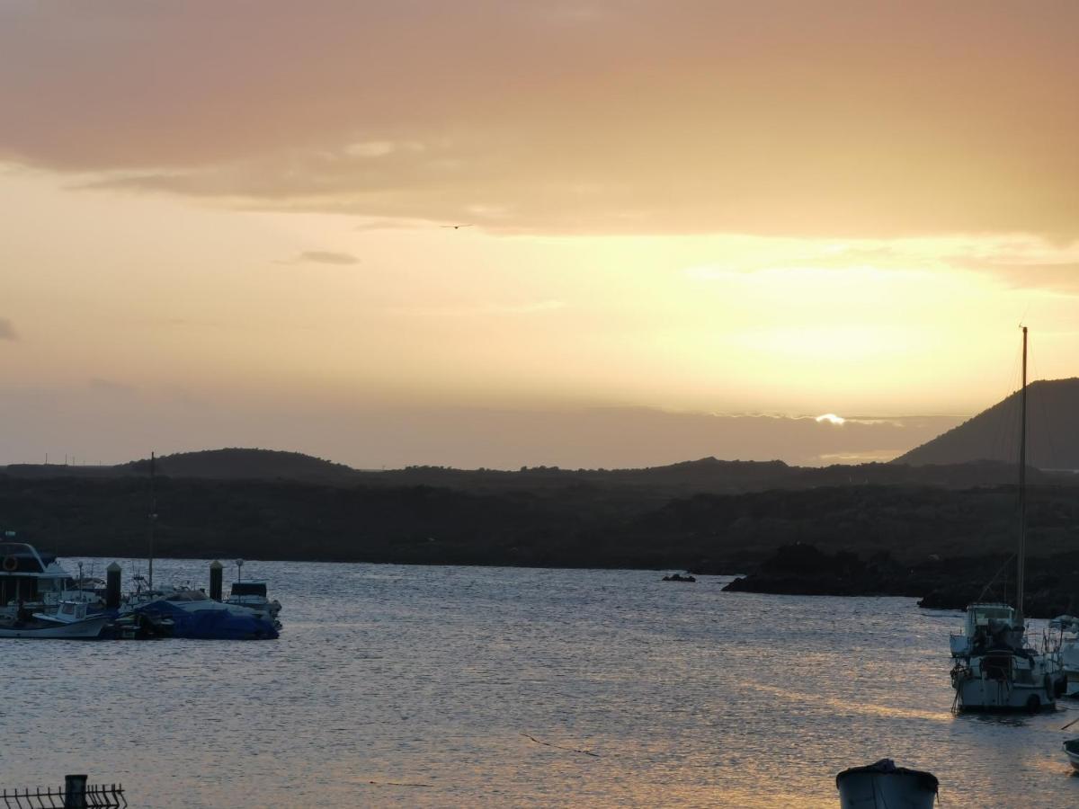 Sunny Apt With Terrace Coastal Area South Arona Arona  Εξωτερικό φωτογραφία