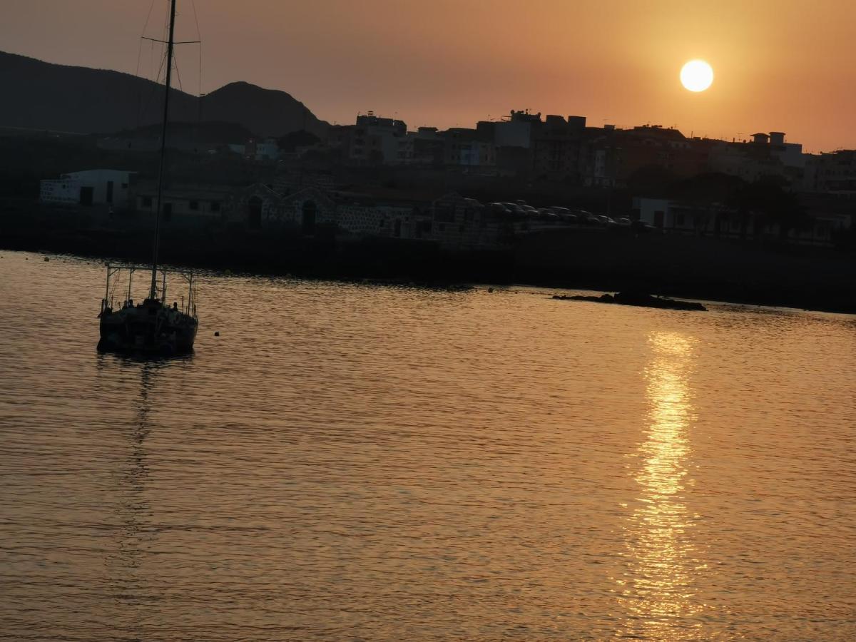 Sunny Apt With Terrace Coastal Area South Arona Arona  Εξωτερικό φωτογραφία