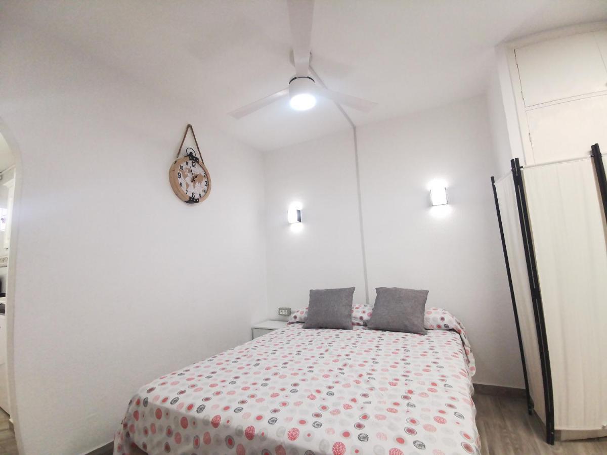 Sunny Apt With Terrace Coastal Area South Arona Arona  Εξωτερικό φωτογραφία