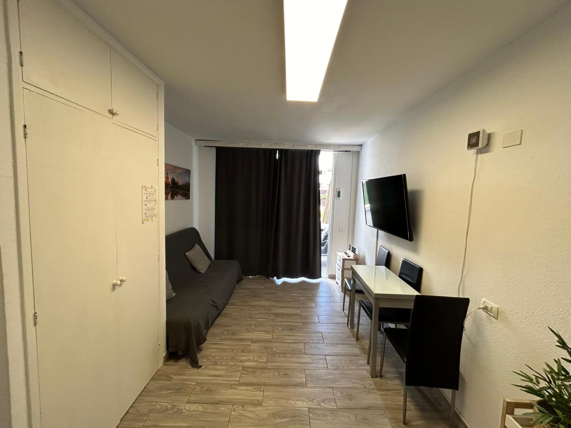 Sunny Apt With Terrace Coastal Area South Arona Arona  Εξωτερικό φωτογραφία