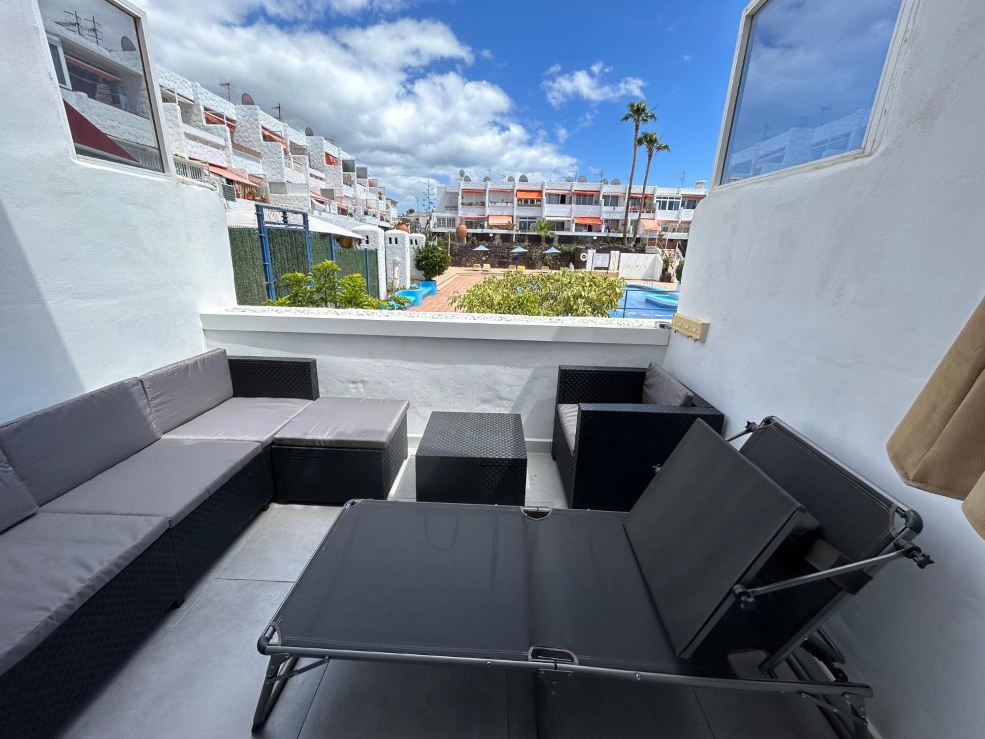 Sunny Apt With Terrace Coastal Area South Arona Arona  Εξωτερικό φωτογραφία
